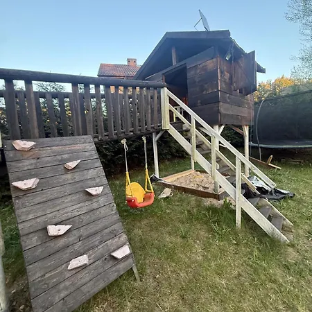 Swiata Koniec Nad Liswarta Сasa de vacaciones